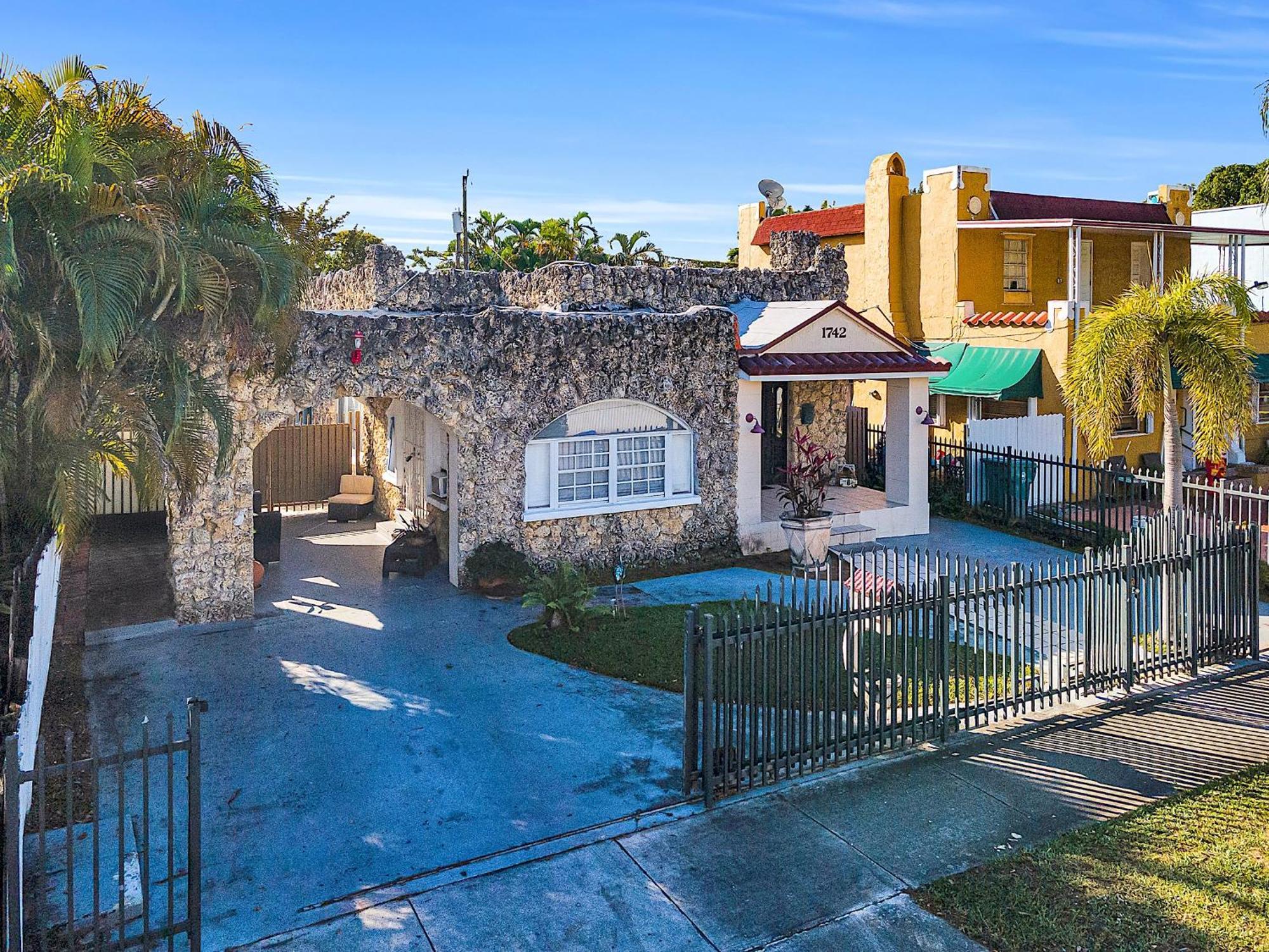 Private Room In Little Havana Miami Ngoại thất bức ảnh
