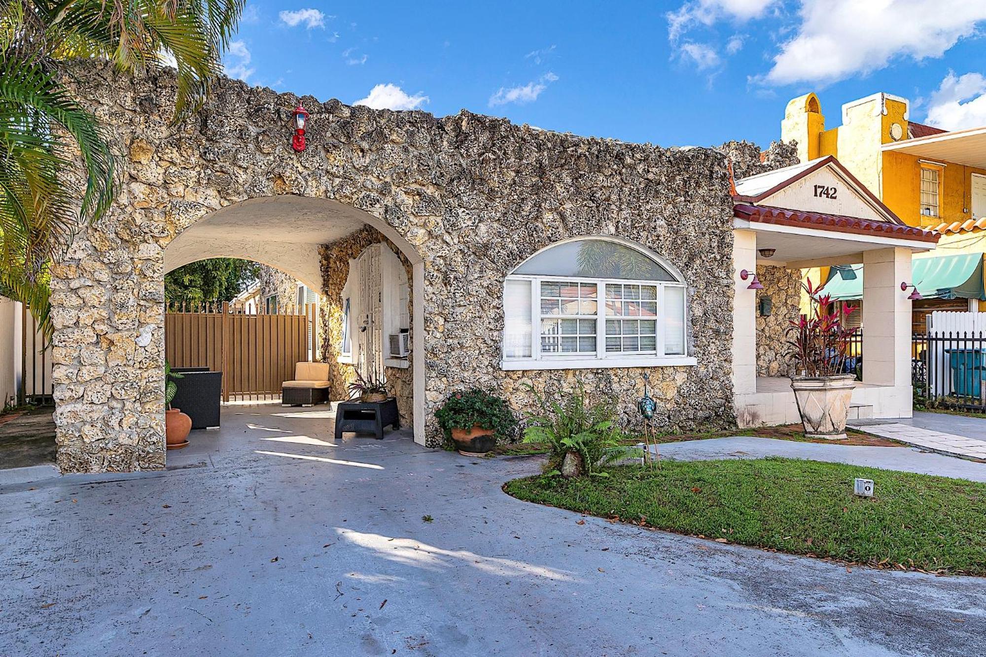 Private Room In Little Havana Miami Ngoại thất bức ảnh